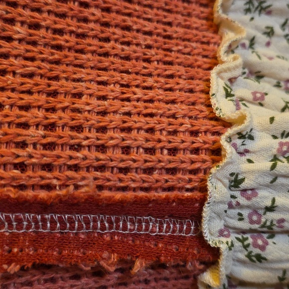 POL Pink and Cream Floral Knit Blouse Oversized Sm - Picture 3 of 7